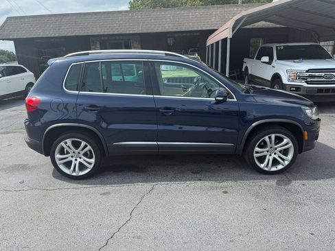 Used 2013 Volkswagen Tiguan S FWD image 3