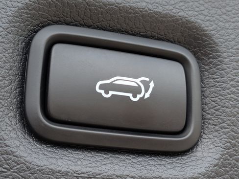 Used 2023 Hyundai Santa Fe Calligraphy AWD/4WD image 18