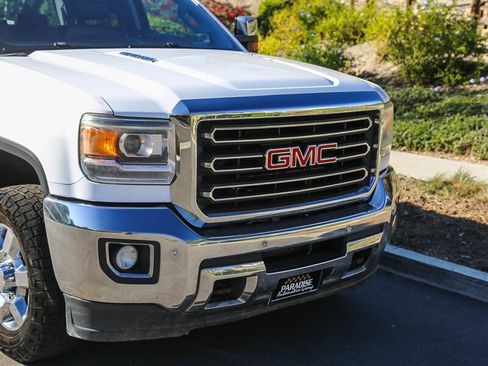 Used 2015 GMC Sierra 3500 SLT w/ Duramax Plus Package image 9