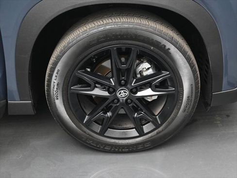 Certified 2024 Toyota Grand Highlander AWD image 43