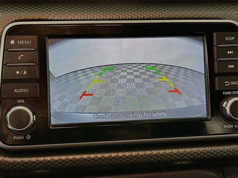 Used 2018 Nissan Kicks S FWD image 6