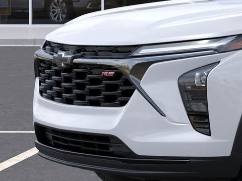 New 2026 Chevrolet Trax RS w/ Driver Confidence Package image 13