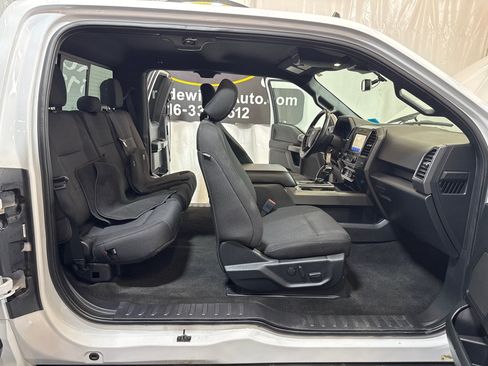Used 2020 Ford F150 XLT w/ Equipment Group 302A Luxury AWD/4WD image 29