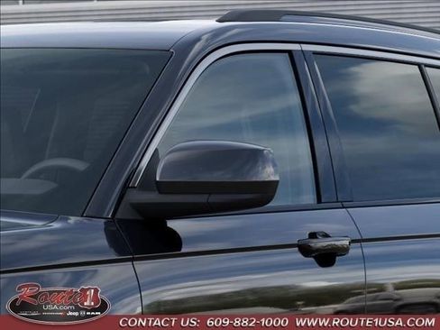 New 2026 Jeep Grand Cherokee L 4WD image 13