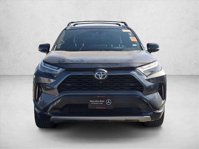 Used 2023 Toyota RAV4 XSE AWD/4WD image 2