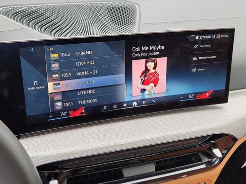 Used 2025 BMW 430i xDrive Coupe w/ M Sport Package image 16