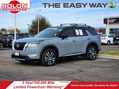 Used 2023 Nissan Pathfinder Platinum