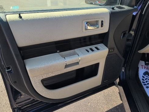 Used 2016 Ford Flex SEL w/ Equipment Group 202A FWD image 16