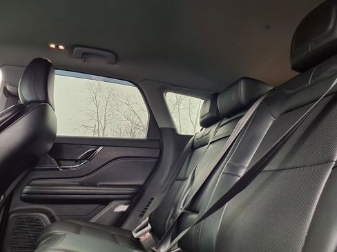 Used 2022 Lincoln Corsair AWD w/ Equipment Group 101A image 7