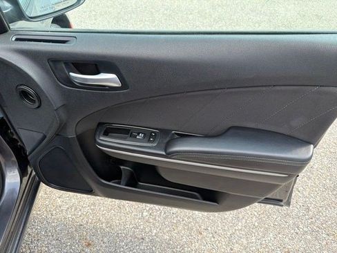 Used 2023 Dodge Charger SXT RWD image 19