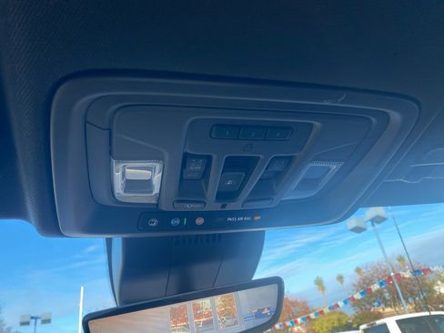 New 2026 Chevrolet Silverado 1500 LTZ w/ LTZ Premium Package image 38