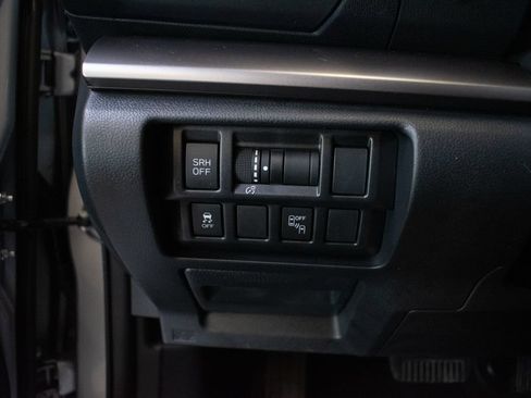 Used 2019 Subaru Crosstrek 2.0i Limited w/ Moonroof Package AWD/4WD image 19