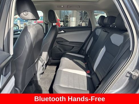 Used 2023 Volkswagen Taos SEL image 14