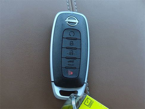 Used 2024 Nissan Pathfinder Platinum w/ Cargo Package image 28