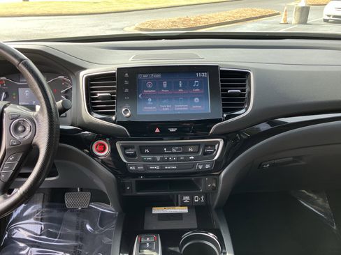 Certified 2023 Honda Ridgeline Black Edition image 25