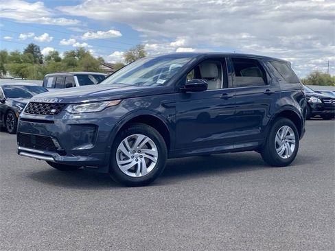 New 2025 Land Rover Discovery Sport S image 2