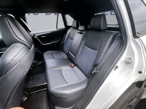 Used 2022 Toyota RAV4 XSE w/ XSE Grade Weather Package AWD/4WD image 22