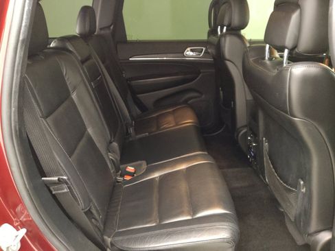 Used 2018 Jeep Grand Cherokee Limited image 19