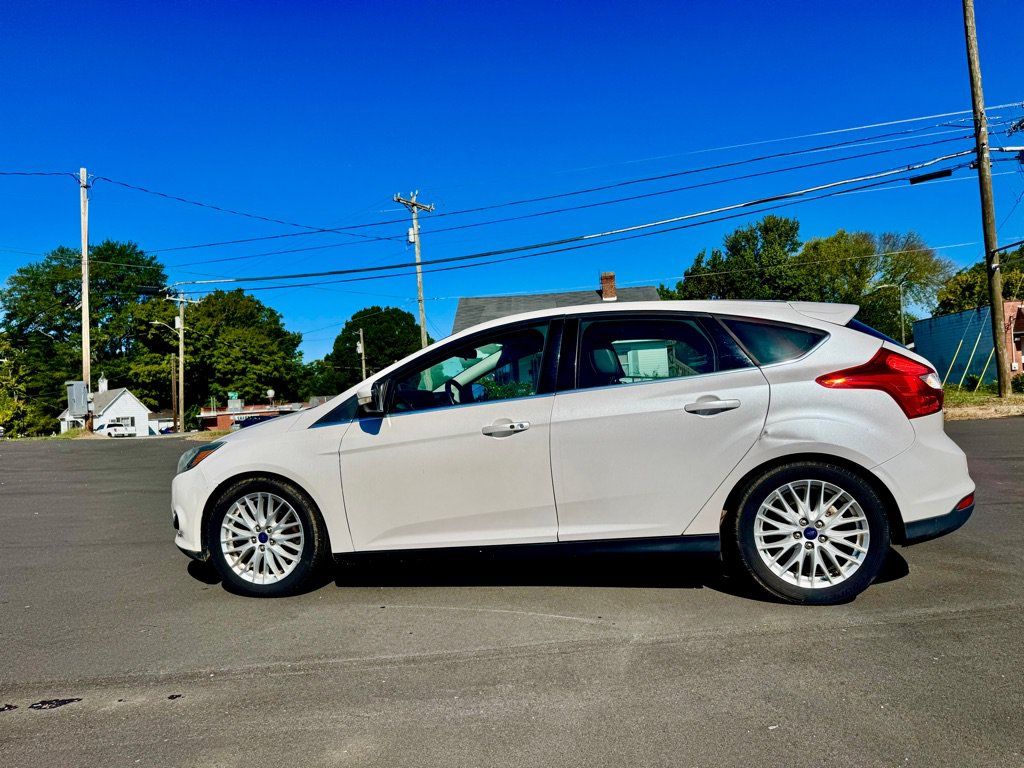Used 2014 Ford Focus Titanium FWD image 10