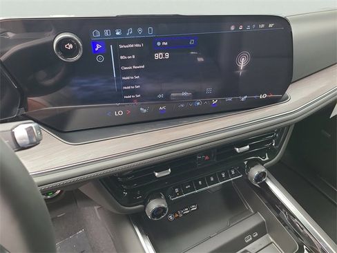 New 2026 Chevrolet Suburban LT w/ Comfort Package image 32