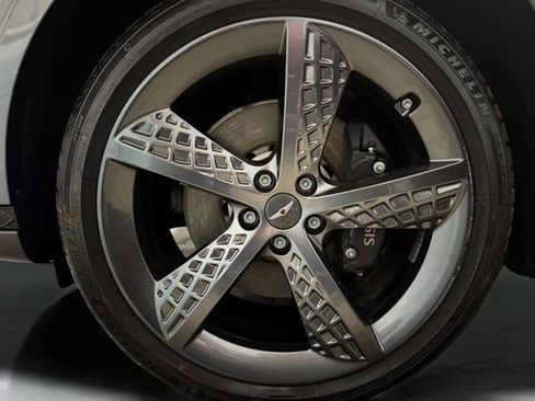 Used 2025 Genesis GV70 3.5T Sport w/ Sport Prestige Package image 32