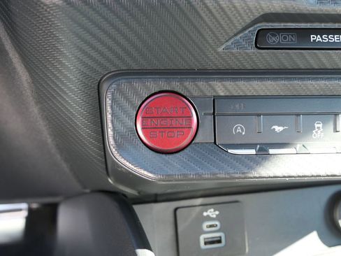 Used 2024 Ford Mustang Premium image 19