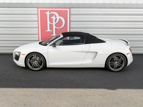 Used 2011 Audi R8 V8 image 50