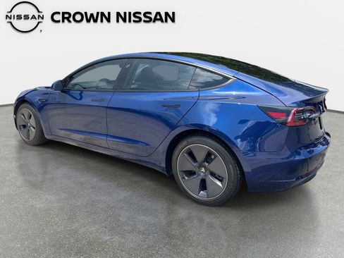 Used 2021 Tesla Model 3 Standard Range Plus RWD image 4