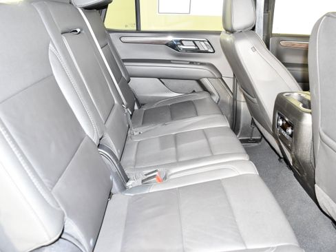 Used 2025 Chevrolet Tahoe Z71 image 47