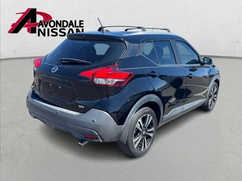 Used 2020 Nissan Kicks SV w/ Exterior Package image 4