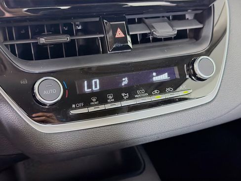 Used 2024 Toyota Corolla LE FWD image 24