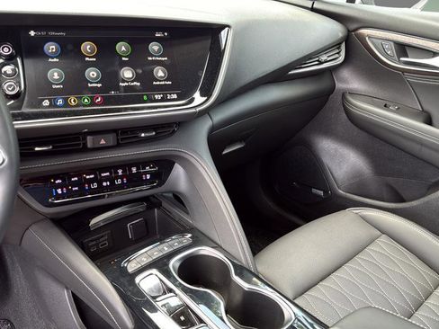 Used 2022 Buick Envision Avenir w/ Technology Package II AWD/4WD image 26