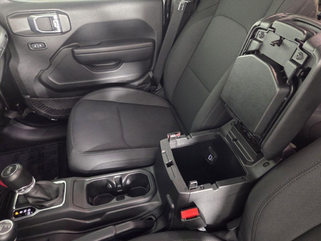 Used 2022 Jeep Wrangler Unlimited Sport AWD/4WD image 42