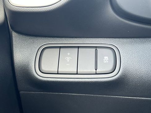 New 2026 Hyundai Venue SE FWD image 19