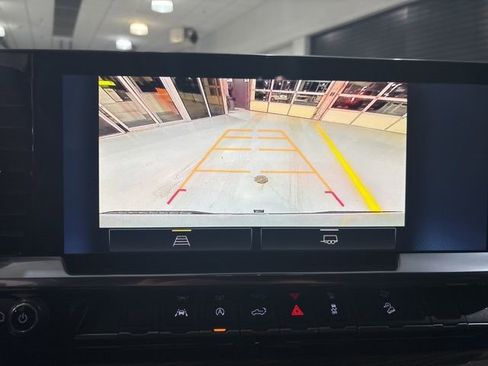 Used 2024 Chevrolet Silverado 1500 RST image 24