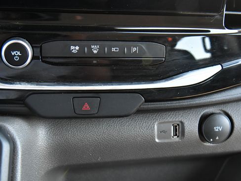 Used 2023 Ford Transit 350 XLT image 31