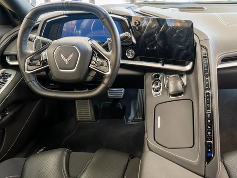 Used 2024 Chevrolet Corvette Stingray Preferred Conv w/ 2LT image 48