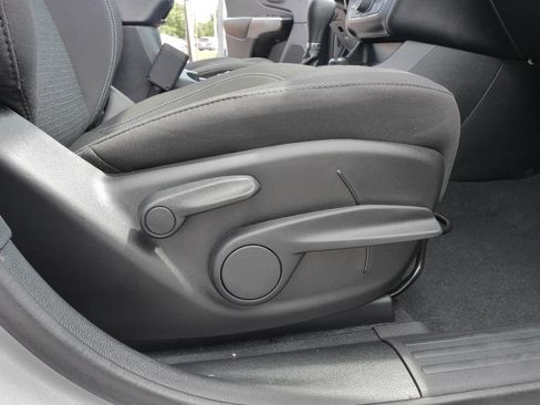 Used 2019 Jeep Cherokee Latitude w/ Popular Appearance Group AWD/4WD image 13
