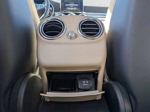Used 2015 Mercedes-Benz C 300 Sedan image 17