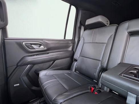 Used 2021 Chevrolet Suburban RST image 21