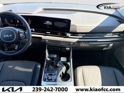 New 2026 Kia Carnival EX image 19
