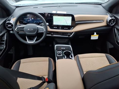 New 2026 Chevrolet Equinox ACTIV w/ Convenience Package III image 17