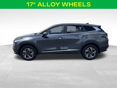 Used 2023 Kia Sportage LX AWD/4WD image 6