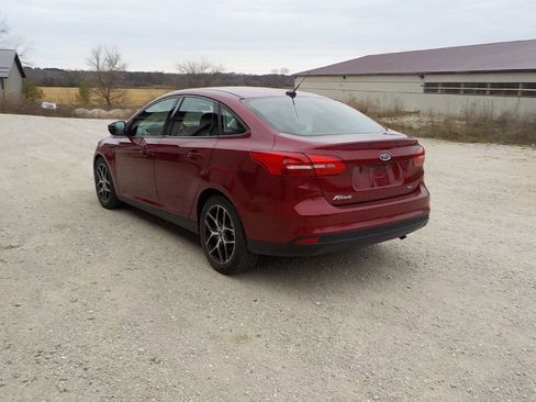 Used 2017 Ford Focus SEL w/ Cold Weather Package image 7