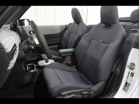 Used 2026 MINI Cooper S FWD image 6