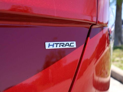 Used 2025 Hyundai Kona SEL AWD/4WD image 7