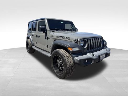 Used 2020 Jeep Wrangler Unlimited Sport S AWD/4WD image 4
