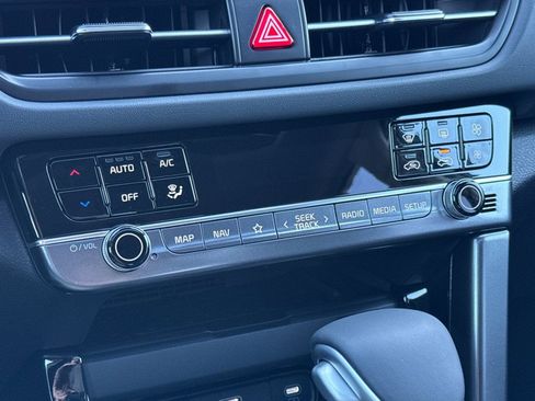 New 2026 Kia Seltos EX image 21