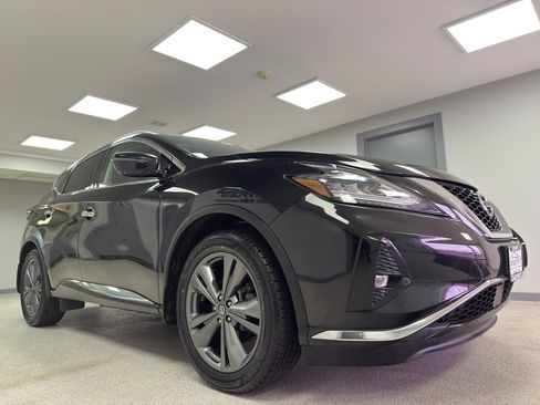 Used 2019 Nissan Murano Platinum image 4