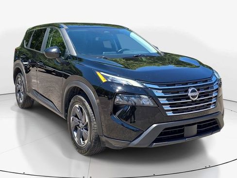 Used 2025 Nissan Rogue SV FWD image 3
